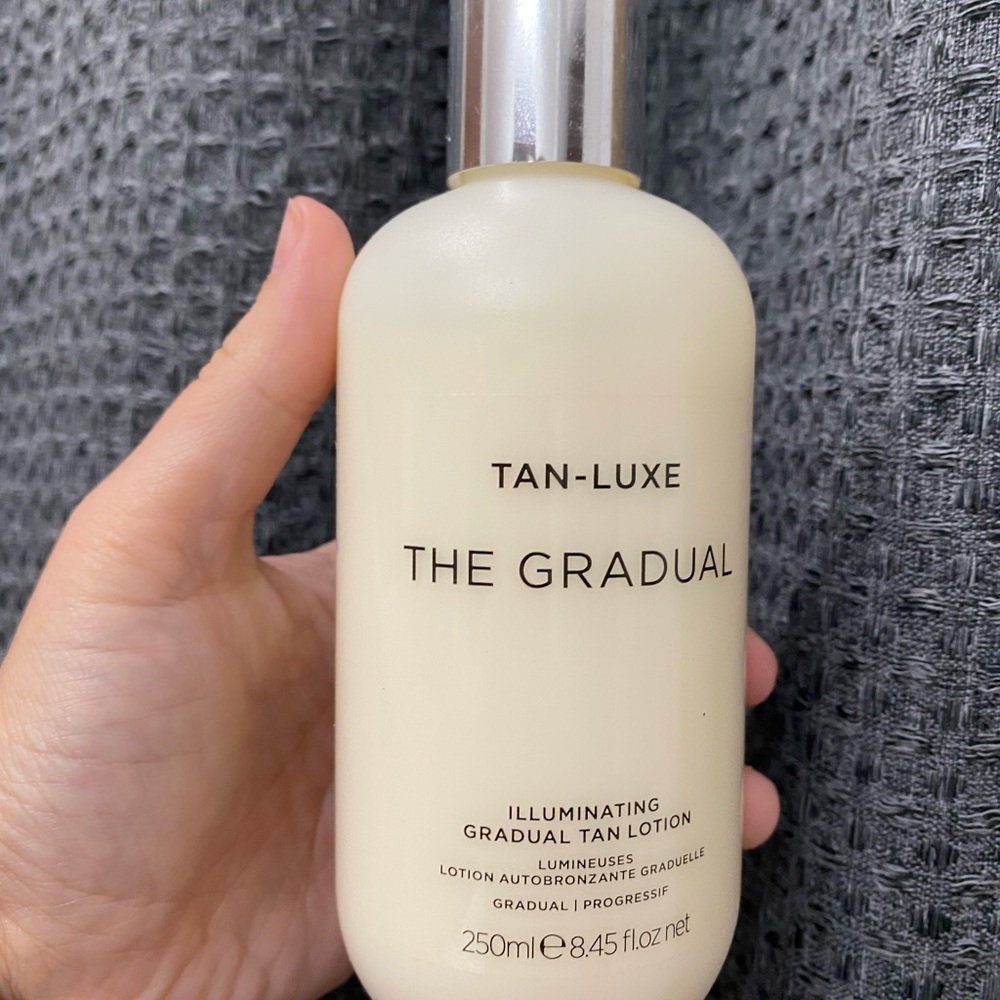 The Gradual Illuminating Tanning Lotion